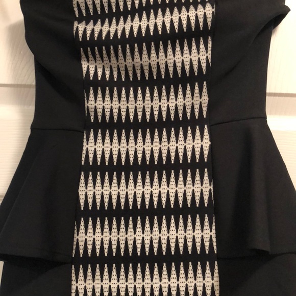 Black and White Mini Dress with Cupcake Waist - Picture 4 of 4